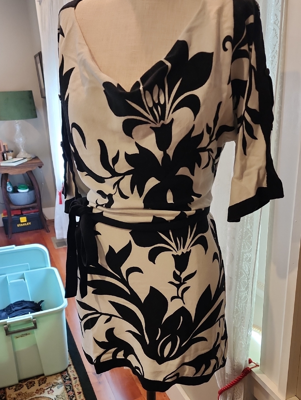 White House Black Market Cream and Black Floral Tunic